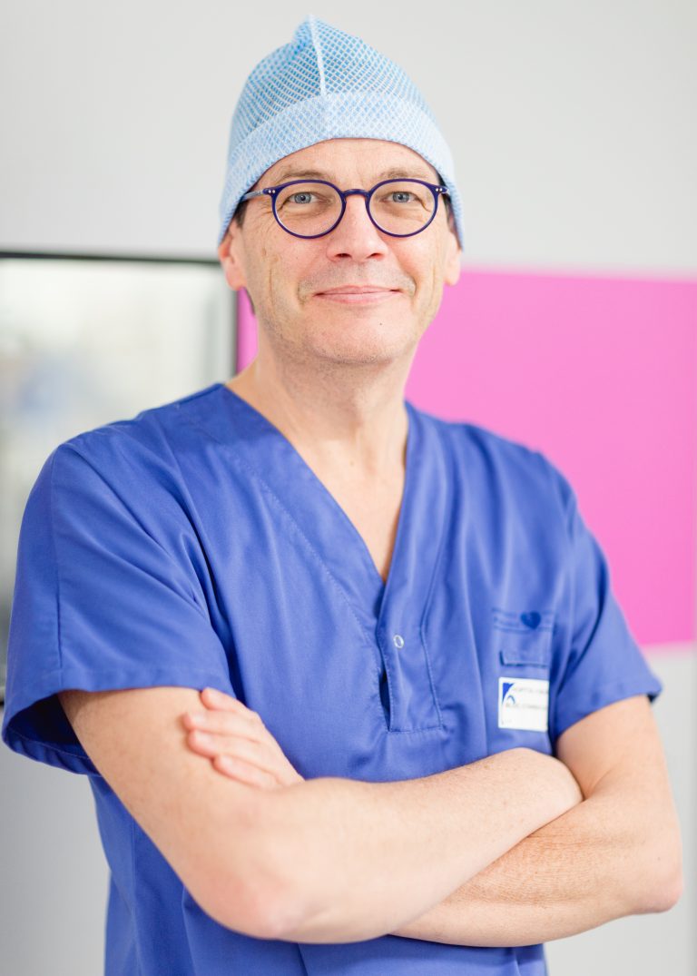 prof Alexandre de la Taille, expert en chirurgie robotique et uro-oncologie